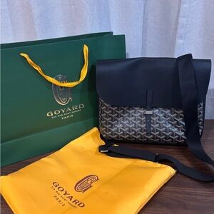 Goyard messenger bag/cross body bag. Grey and black and brown.